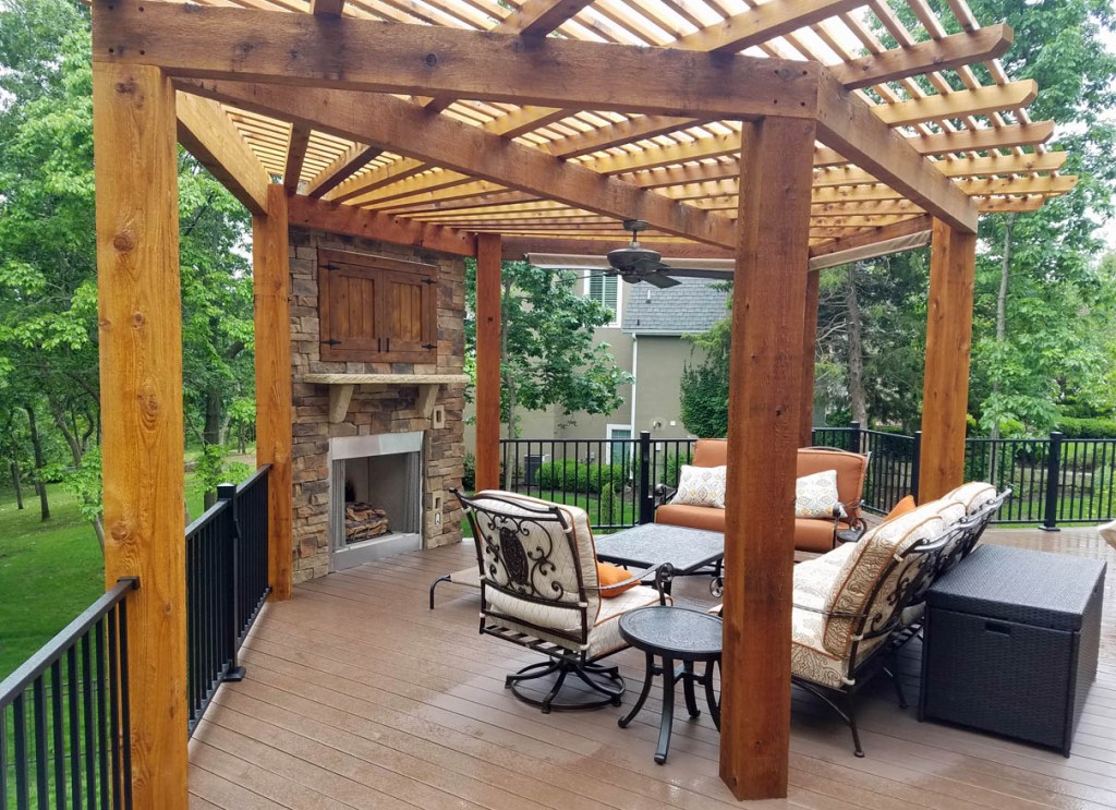 Two Options for Your Covered Deck in Kansas City